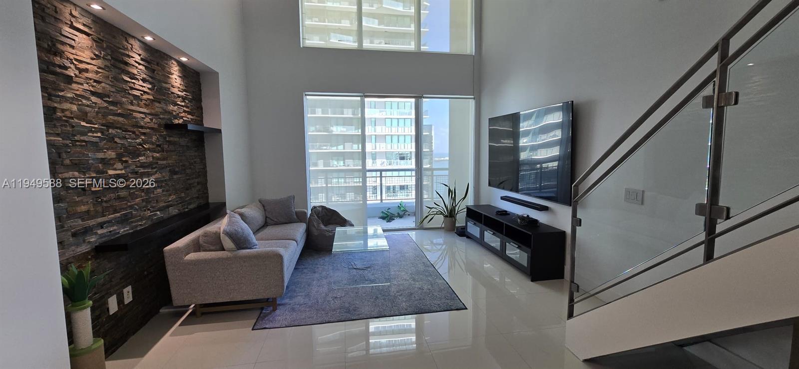 60 Southwest 13th Street, Unit 3808 Miami, FL 33130 - Photo 2 of 9