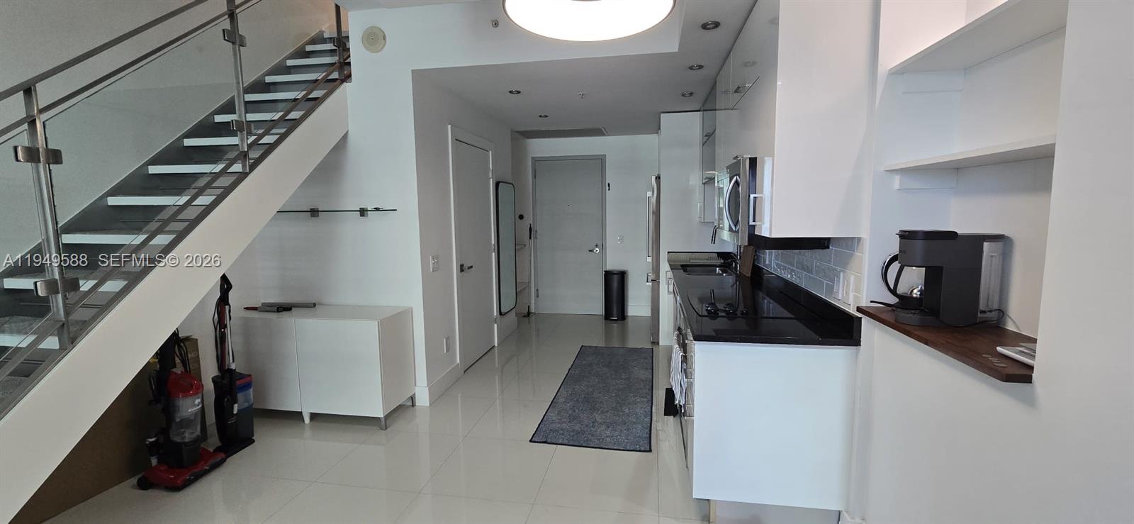 60 Southwest 13th Street, Unit 3808 Miami, FL 33130 - Photo 3 of 9