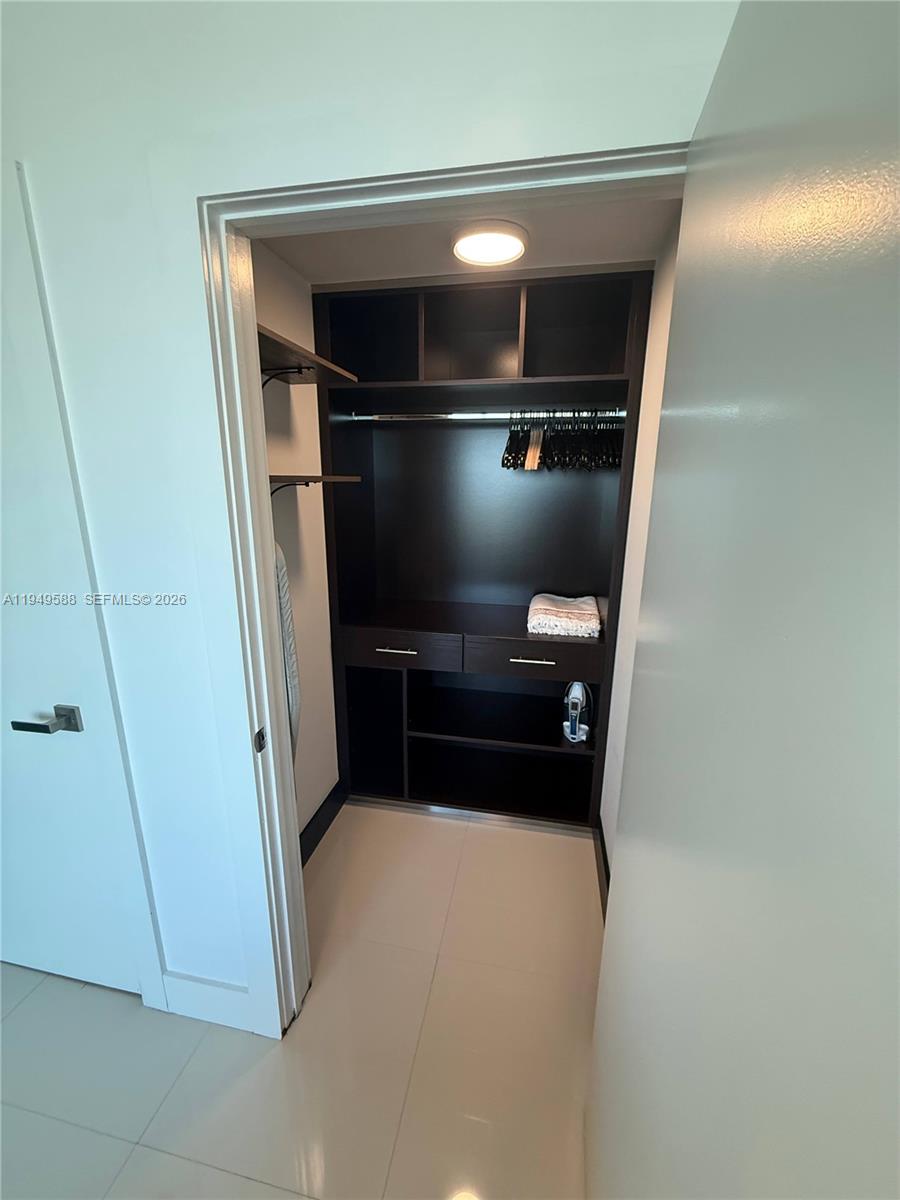 60 Southwest 13th Street, Unit 3808 Miami, FL 33130 - Photo 34 of 38