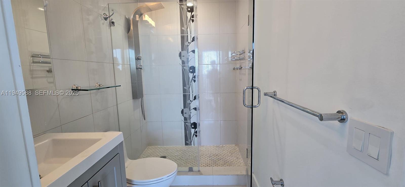 60 Southwest 13th Street, Unit 3808 Miami, FL 33130 - Photo 8 of 9