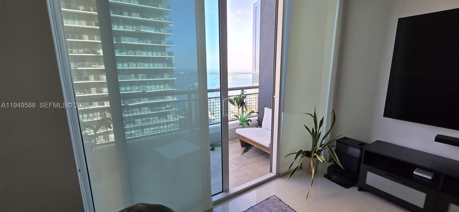 60 Southwest 13th Street, Unit 3808 Miami, FL 33130 - Photo 9 of 9