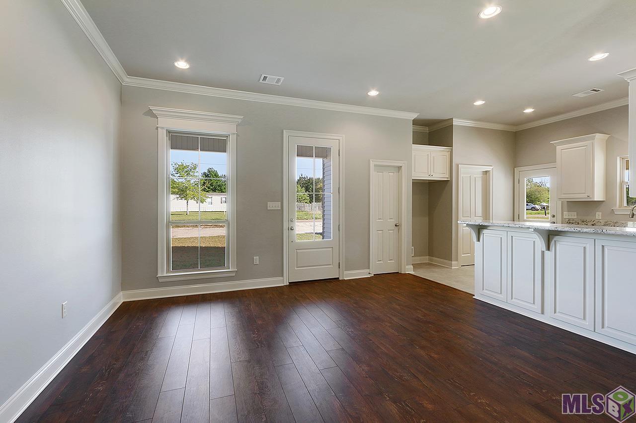 28696 Wagner Road Albany, LA 70711 - Photo 2 of 9