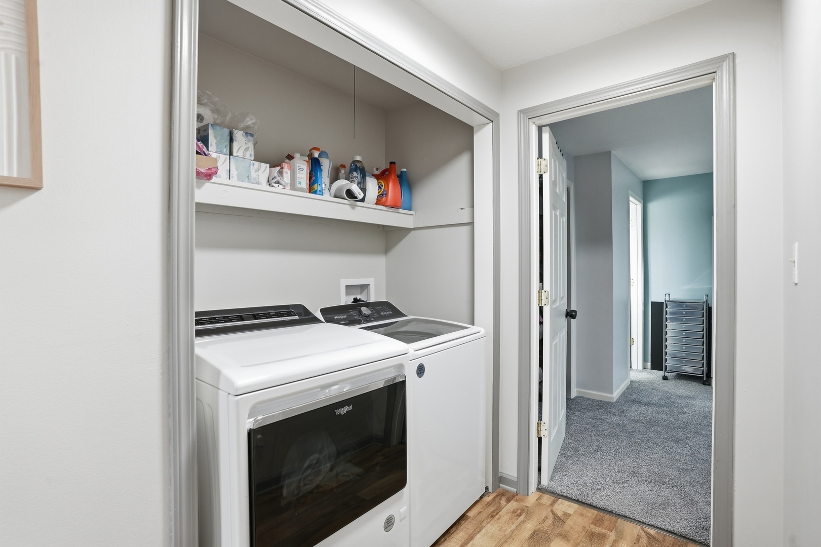 385 South Walnut Street Manteno, IL 60950 - Photo 16 of 27 a utility room with washer and dryer