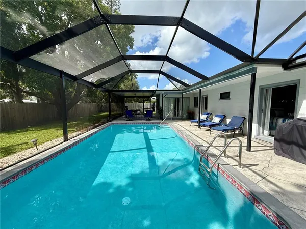 $7,950 | 6758 South Lockwood Ridge Road, Sarasota, FL 34231