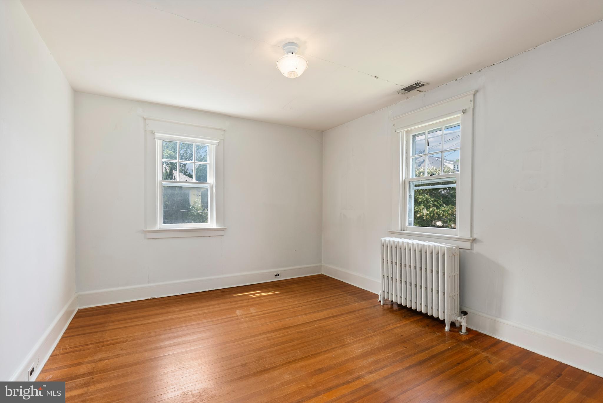 510 Dunkirk Road Baltimore, MD 21212 - Photo 23 of 33 Bedroom 3