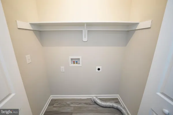a view of utility room