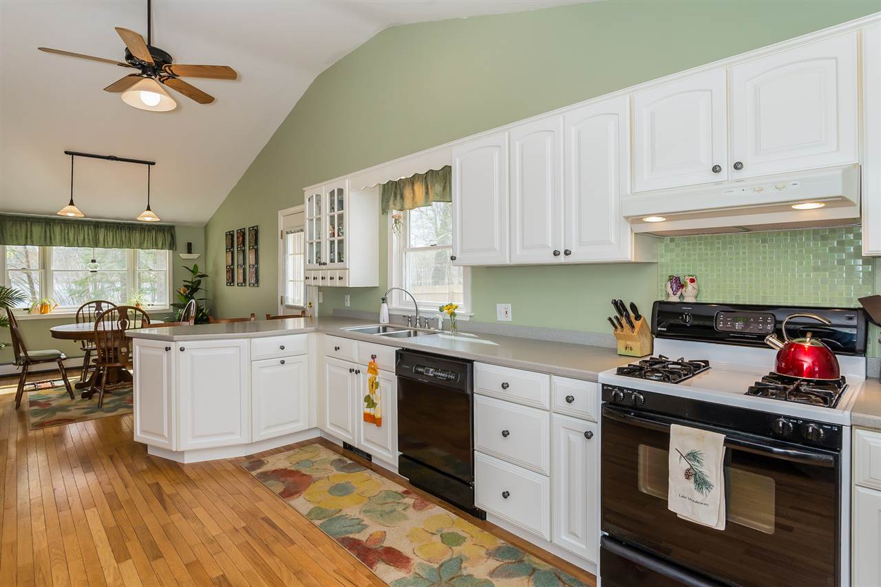11 Pollard Shores Road Meredith, NH 03253 - Photo 5 of 40