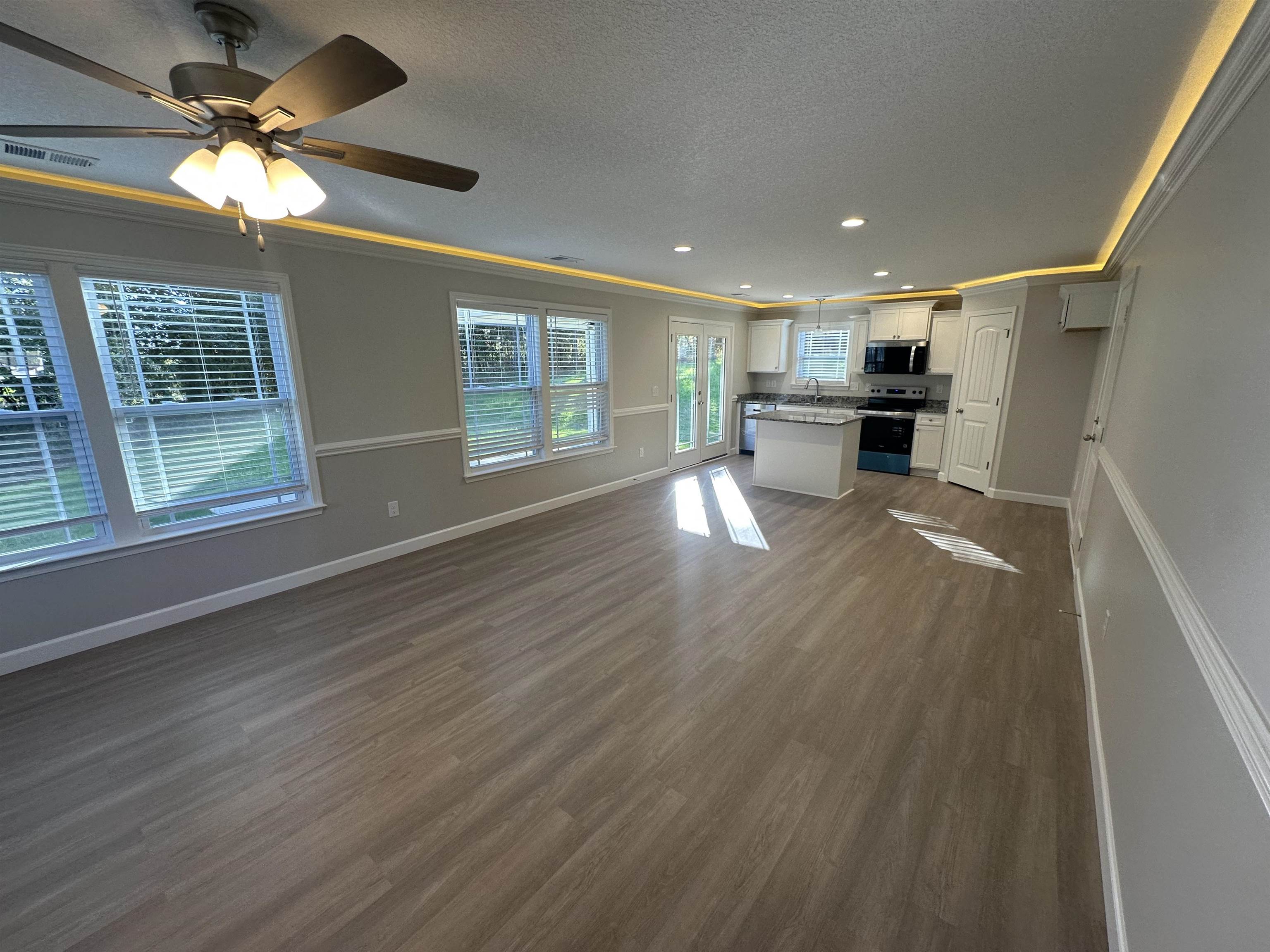 106 Long Branch Road Chesnee, SC 29323 - Photo 3 of 14