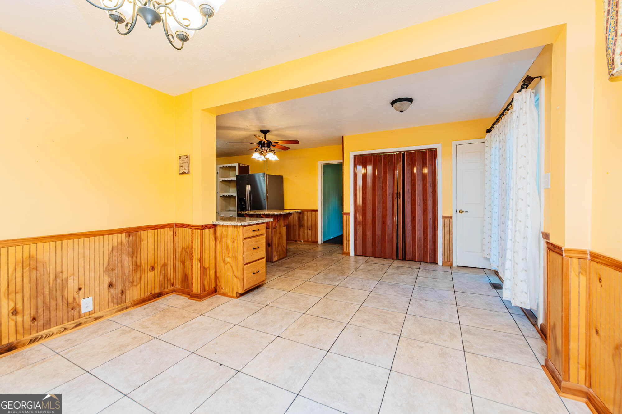 202 Brantley Road Warner Robins, GA 31093 - Photo 31 of 52 a view of a terrace