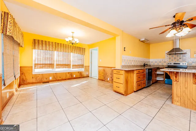 $215,000 | 202 Brantley Road, Warner Robins, GA 31093