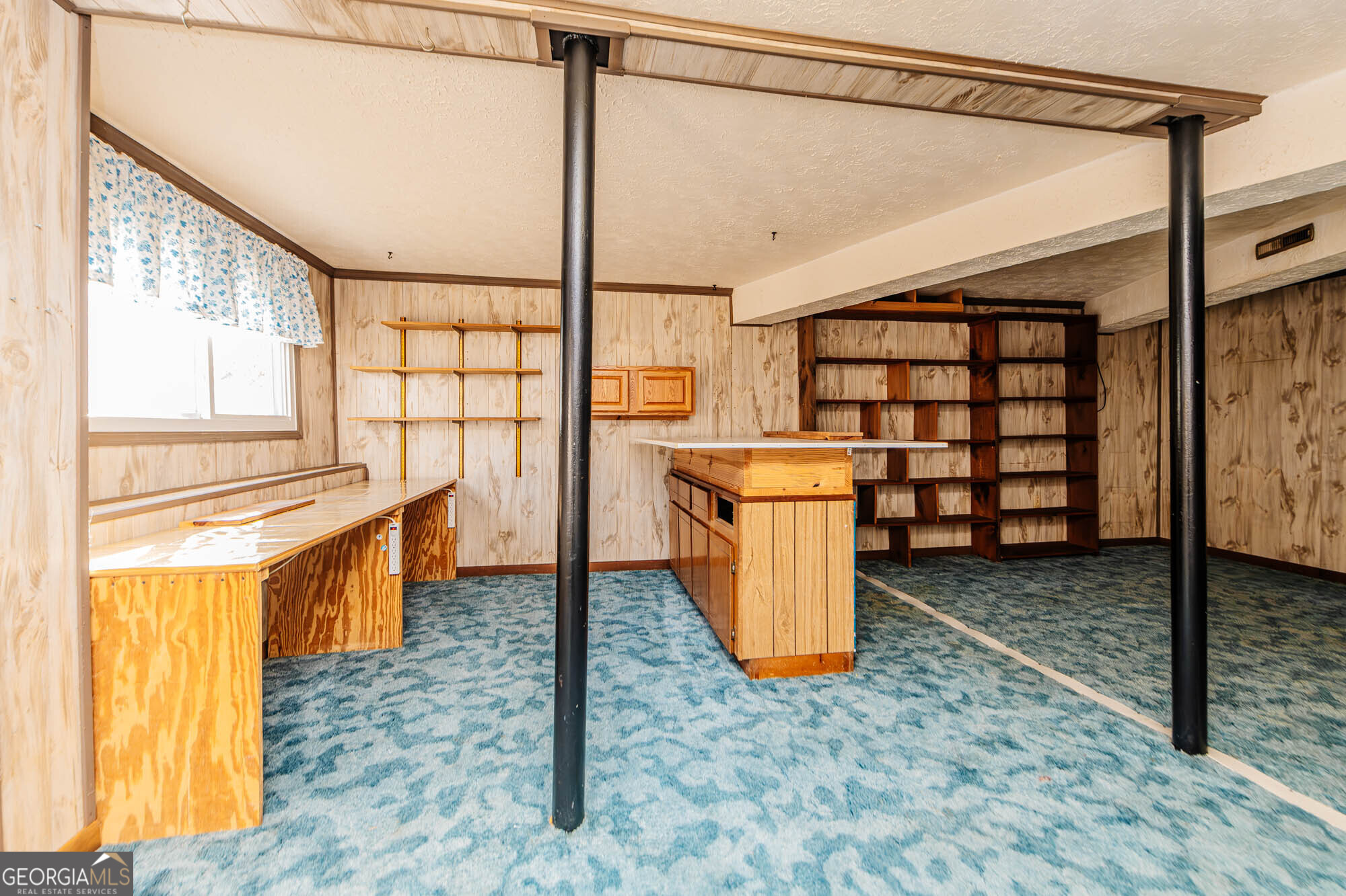 202 Brantley Road Warner Robins, GA 31093 - Photo 41 of 52 a view of a storage & utility room