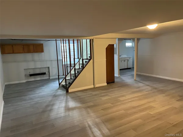 $4,800 | 3 Wensley Road, Plainview, NY 11803