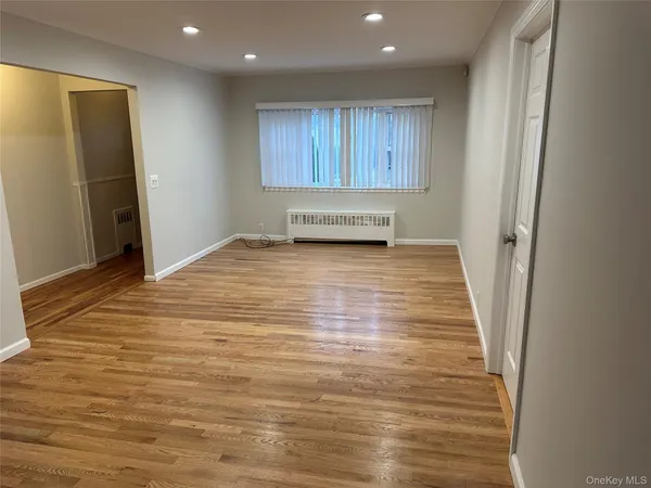 $4,800 | 3 Wensley Road, Plainview, NY 11803