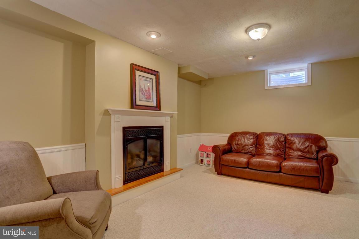 324 Cambridge Lane Lititz, PA 17543 - Photo 17 of 33 Gallery Image 17