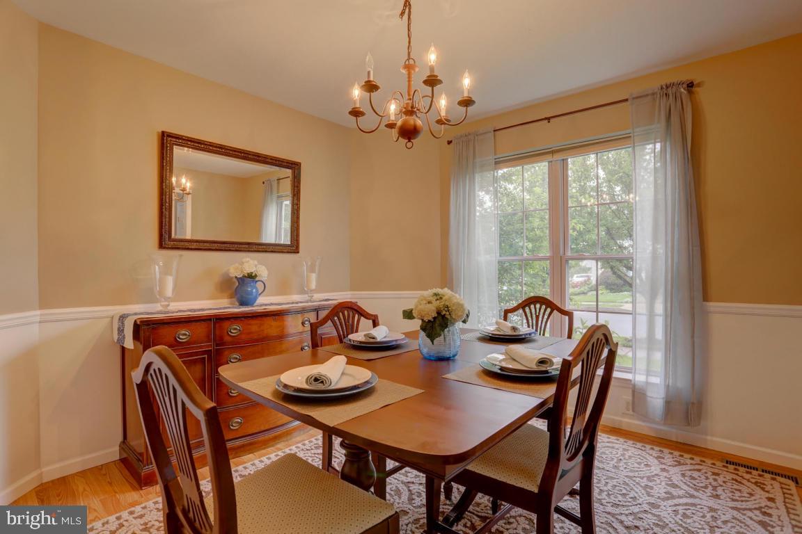 324 Cambridge Lane Lititz, PA 17543 - Photo 3 of 33 Gallery Image 3