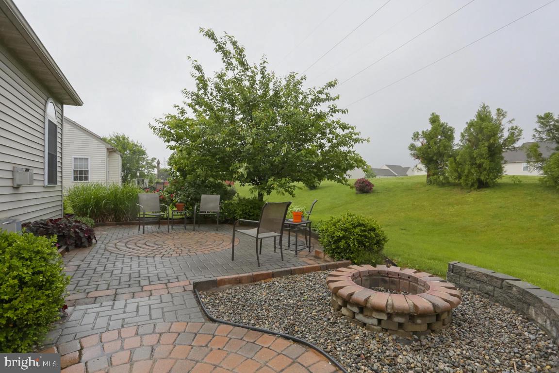 324 Cambridge Lane Lititz, PA 17543 - Photo 33 of 33 Gallery Image 33