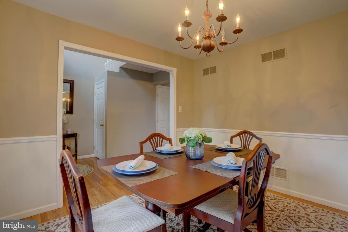 324 Cambridge Lane Lititz, PA 17543 - Photo 5 of 33 Gallery Image 5