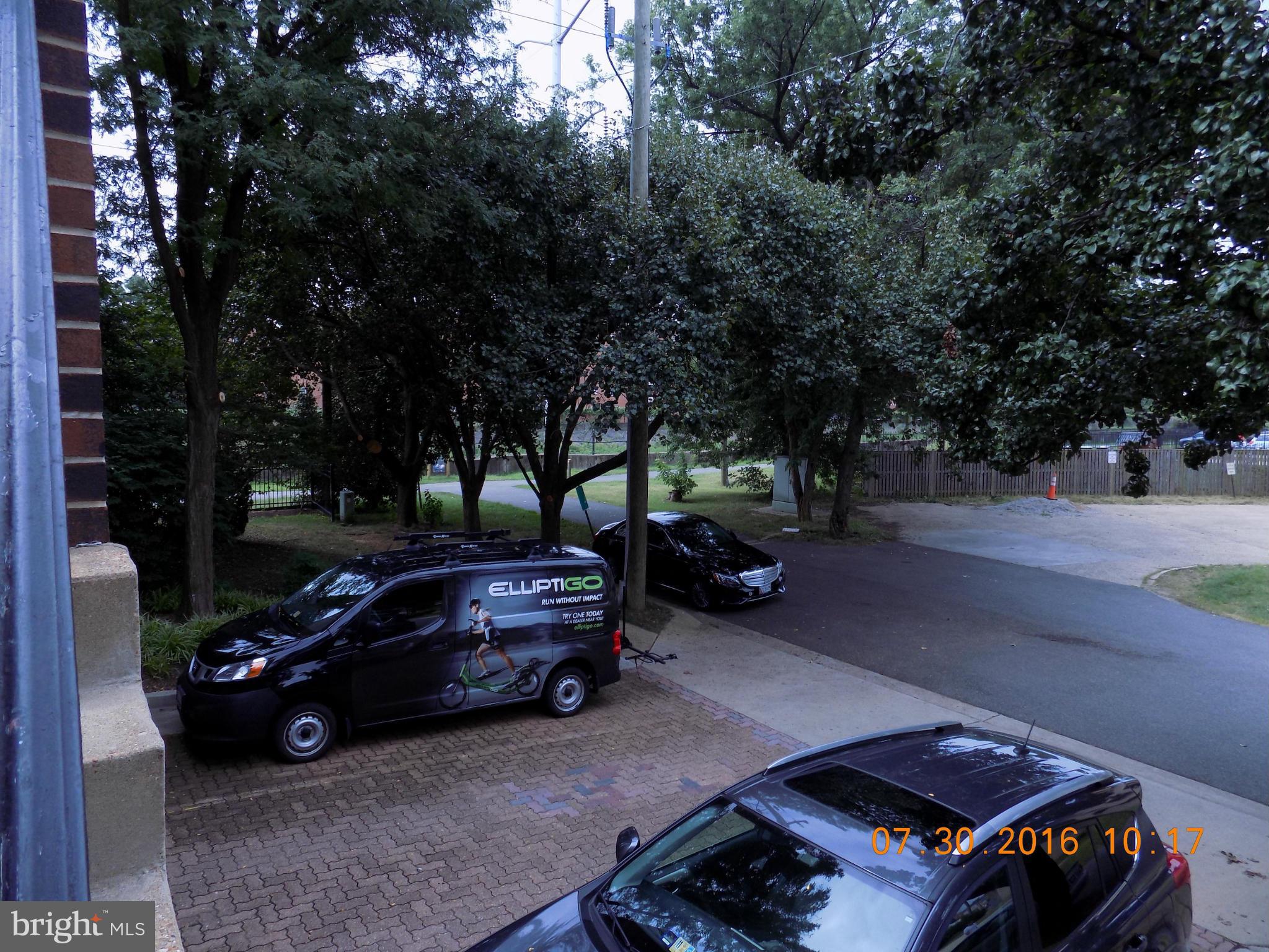 3038 South Glebe Road Arlington, VA 22206 - Photo 25 of 26 a car parked in front of a house