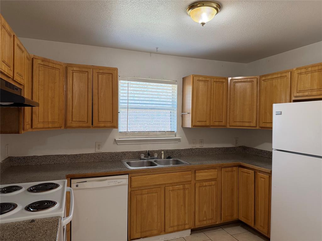5500 David Strickland Road Fort Worth, TX 76119 - Photo 20 of 25