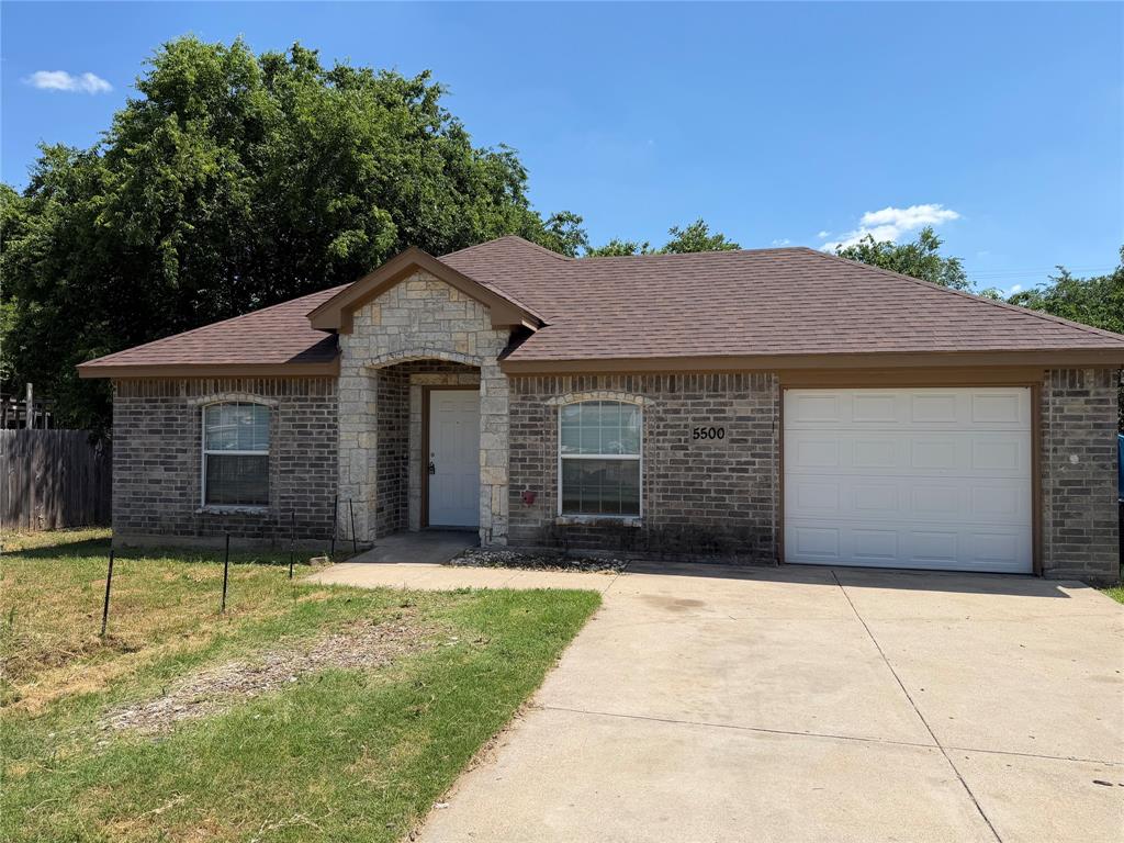 5500 David Strickland Road Fort Worth, TX 76119 - Photo 2 of 25