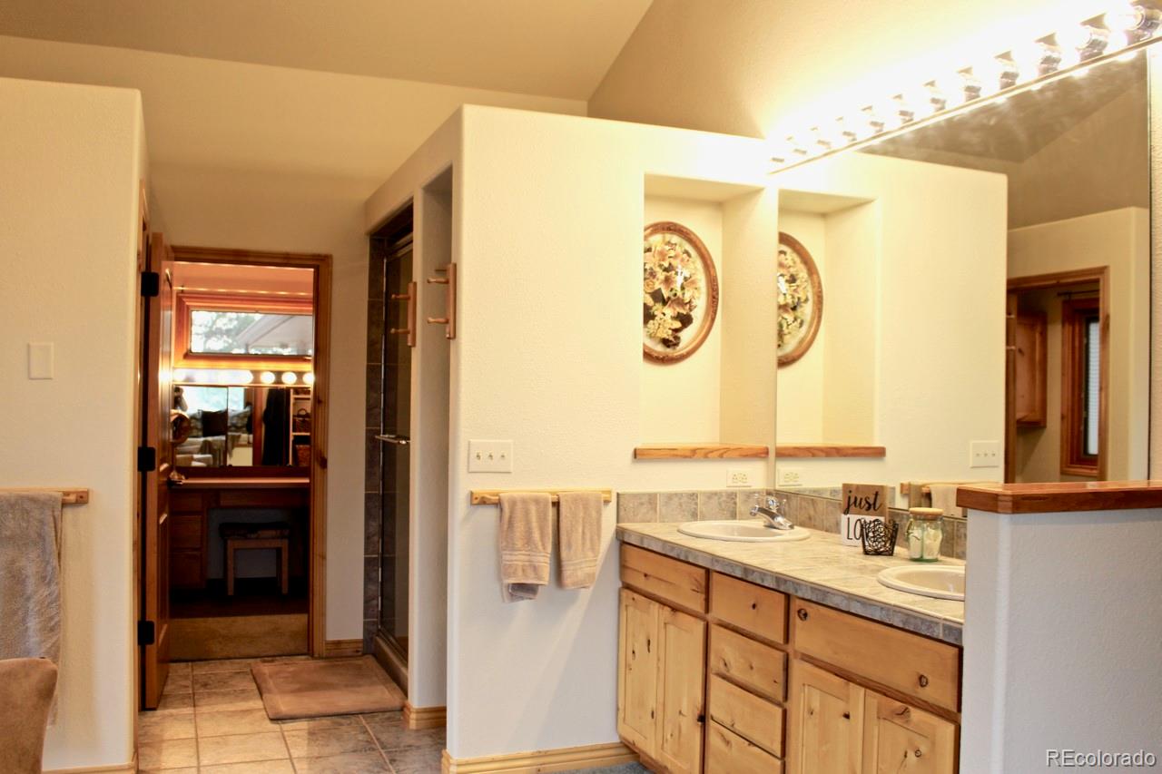 1819 Haystack Road Castle Rock, CO 80104 - Photo 15 of 35