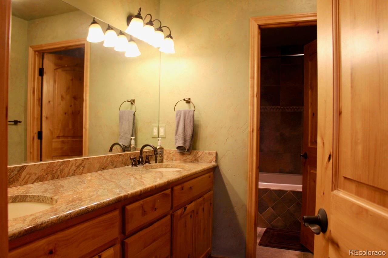 1819 Haystack Road Castle Rock, CO 80104 - Photo 18 of 35