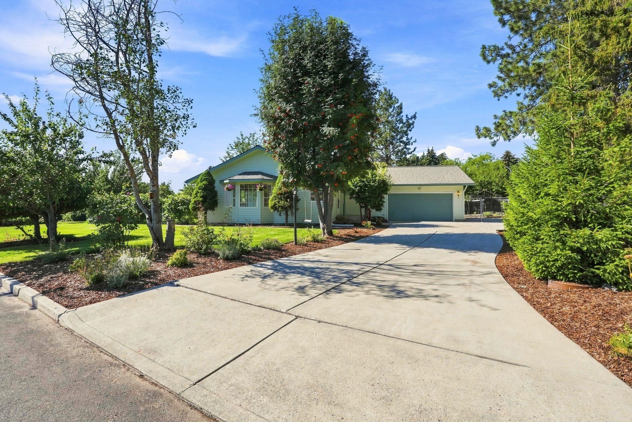 4526 South Cook Street Spokane, WA 99223 - Photo 1 of 23 Gallery Image 1