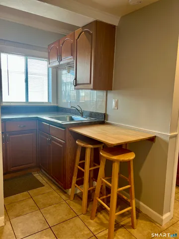 $1,175 | 204 South Main Street, Unit 1, Middletown, CT 06457