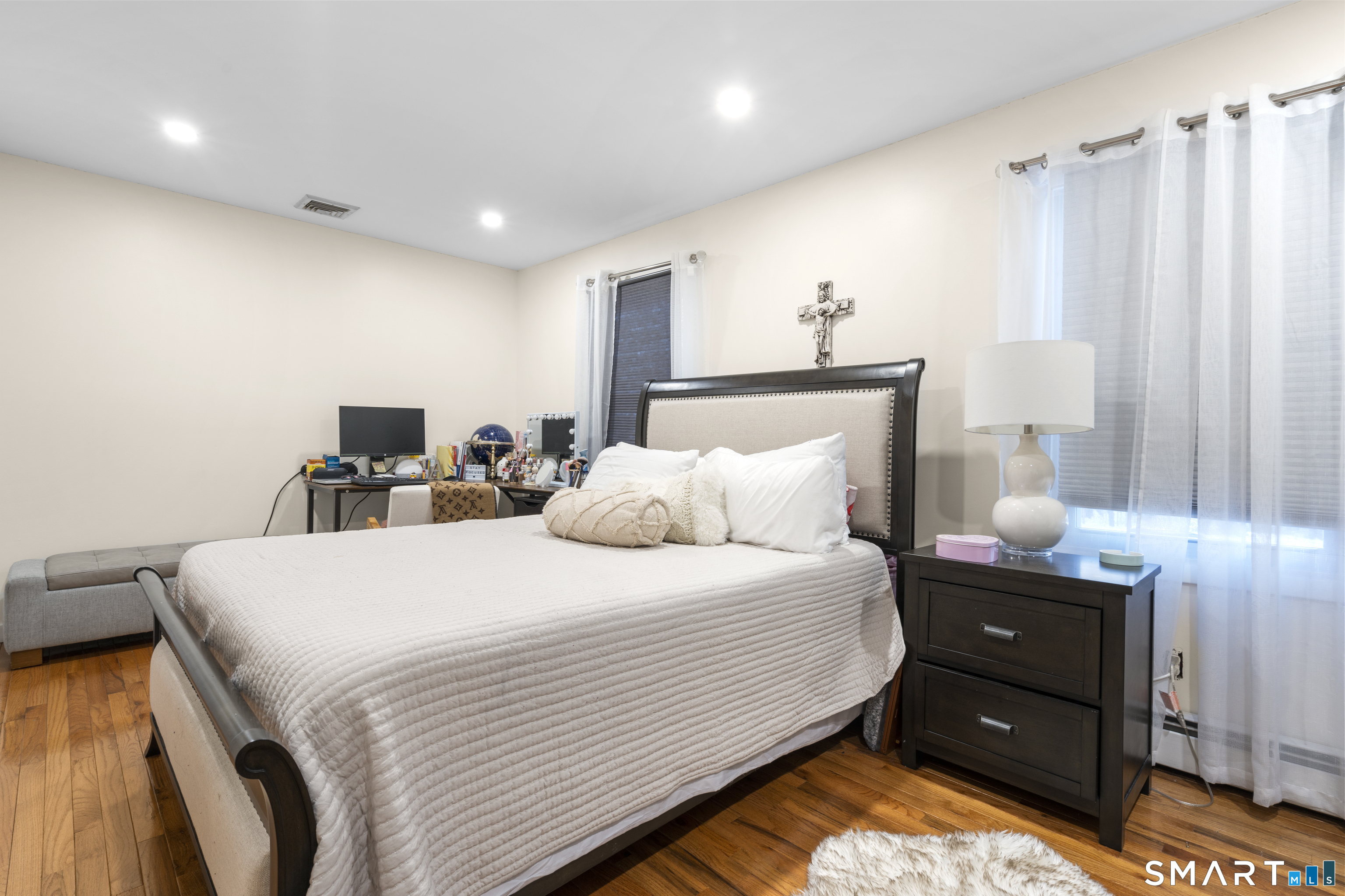 102 Forest St Extension East Haven, CT 06512 - Photo 15 of 23