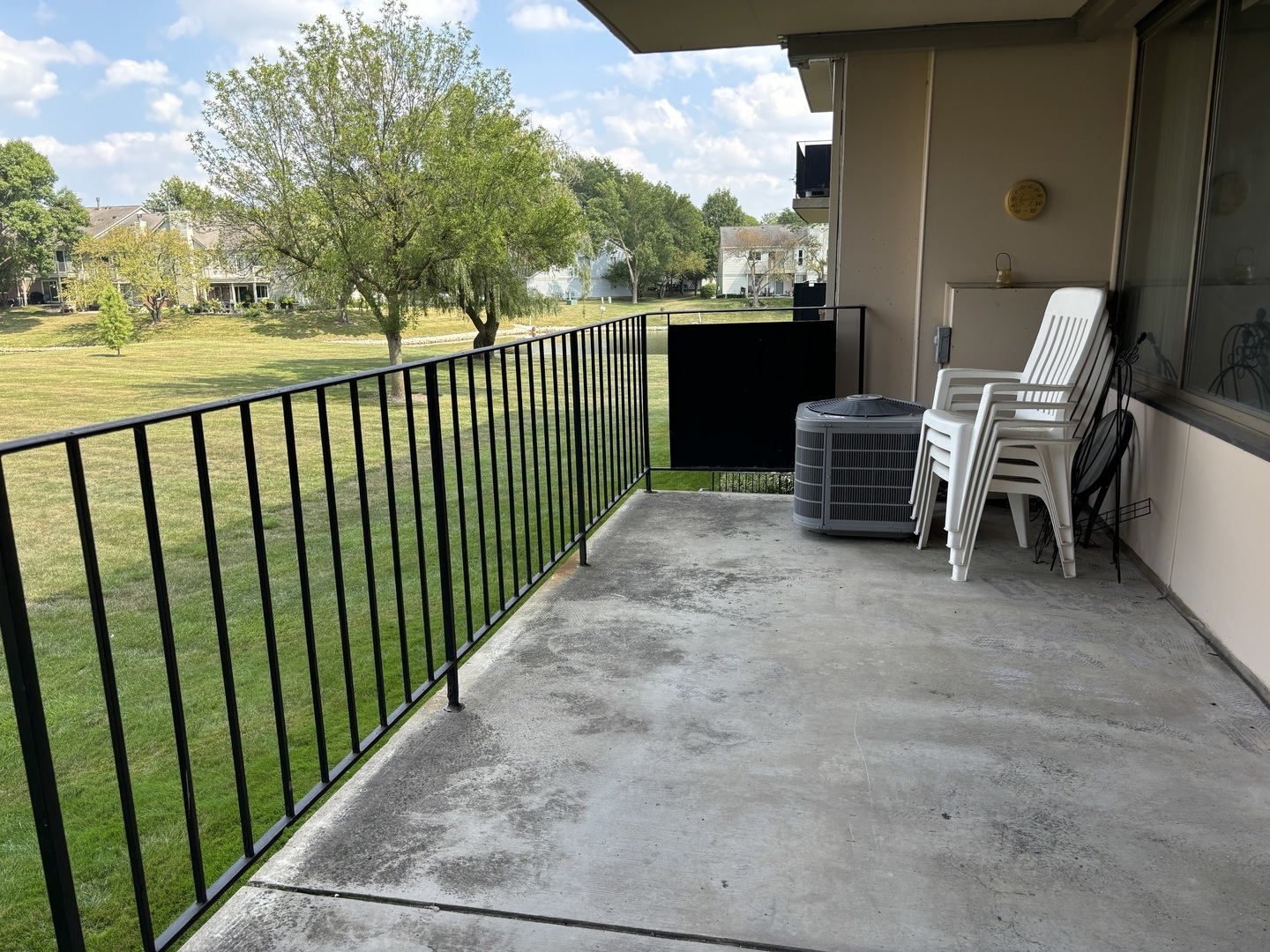 101 Bar Harbour Road, Unit 2L Schaumburg, IL 60193 - Photo 8 of 41 Gallery Image 8