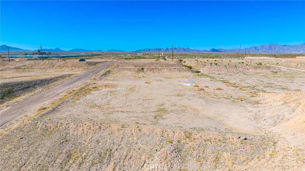 1791 River Street Needles, CA 92363 - Photo 23 of 32 a view of beach and ocean