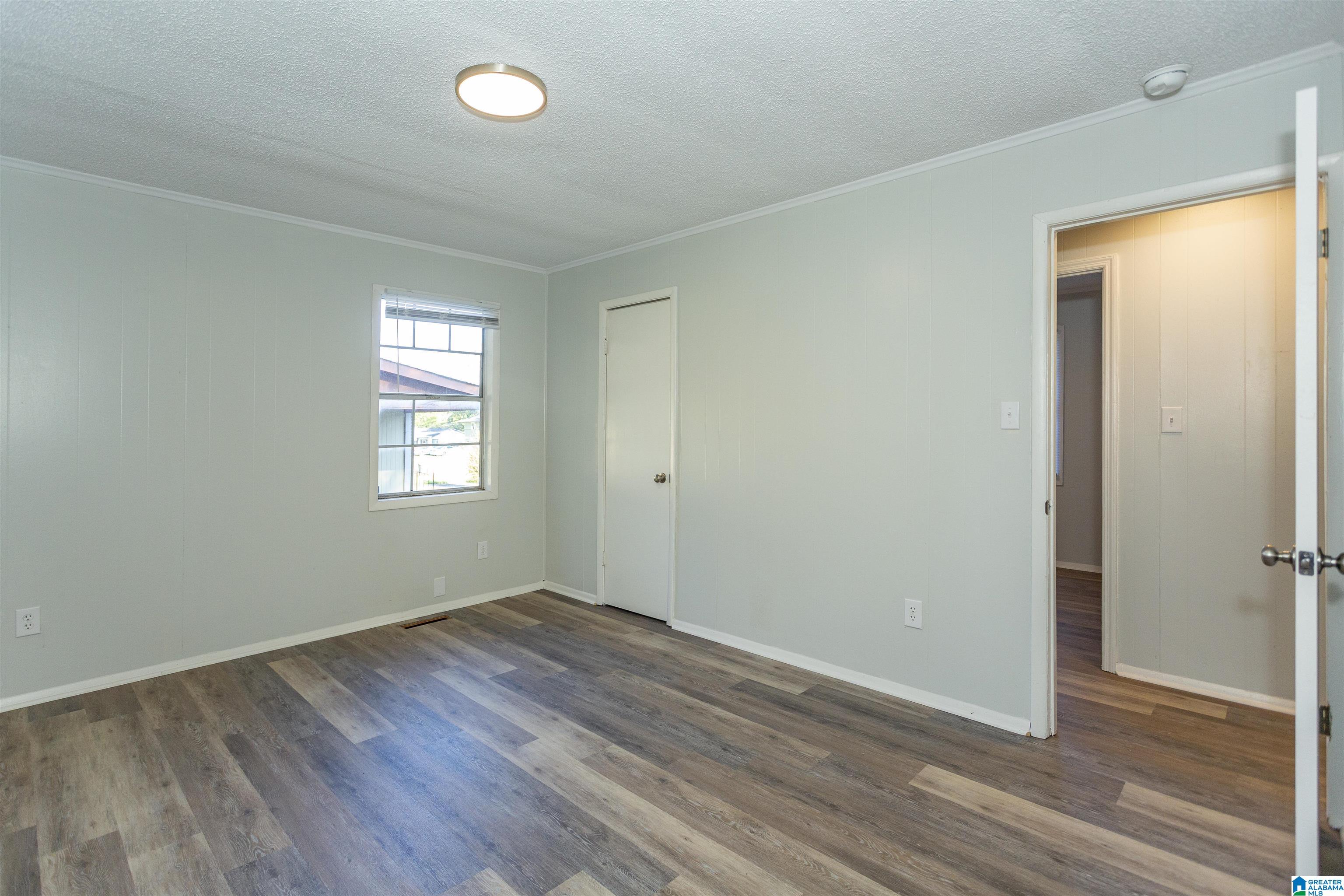 724 Illinois Road Birmingham, AL 35221 - Photo 25 of 33