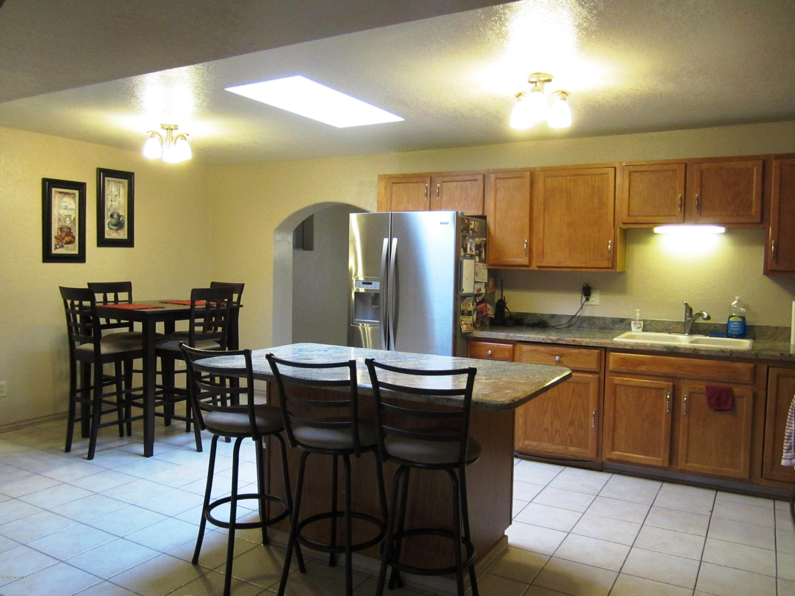 7401 North Rae Avenue Tucson, AZ 85741 - Photo 3 of 8 Gallery Image 3