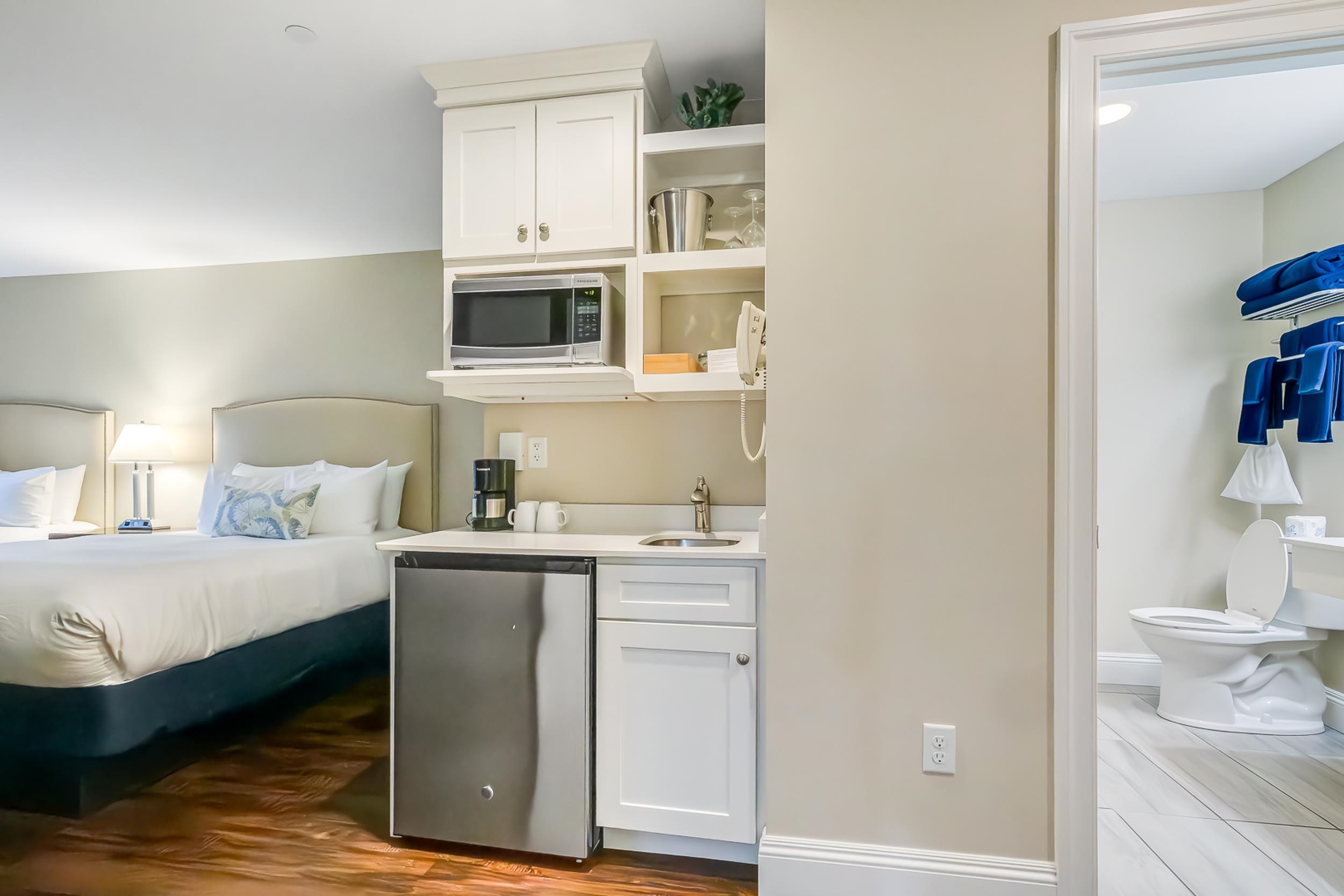 1 Ocean Avenue, Unit 210/212 FRACTION 3 York, ME 03909 - Photo 11 of 36