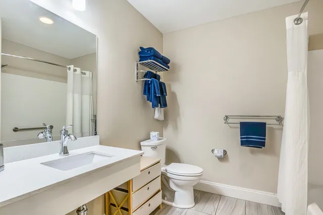 $80,000 | 1 Ocean Avenue, Unit 210/212 FRACTION 3, York, ME 03909