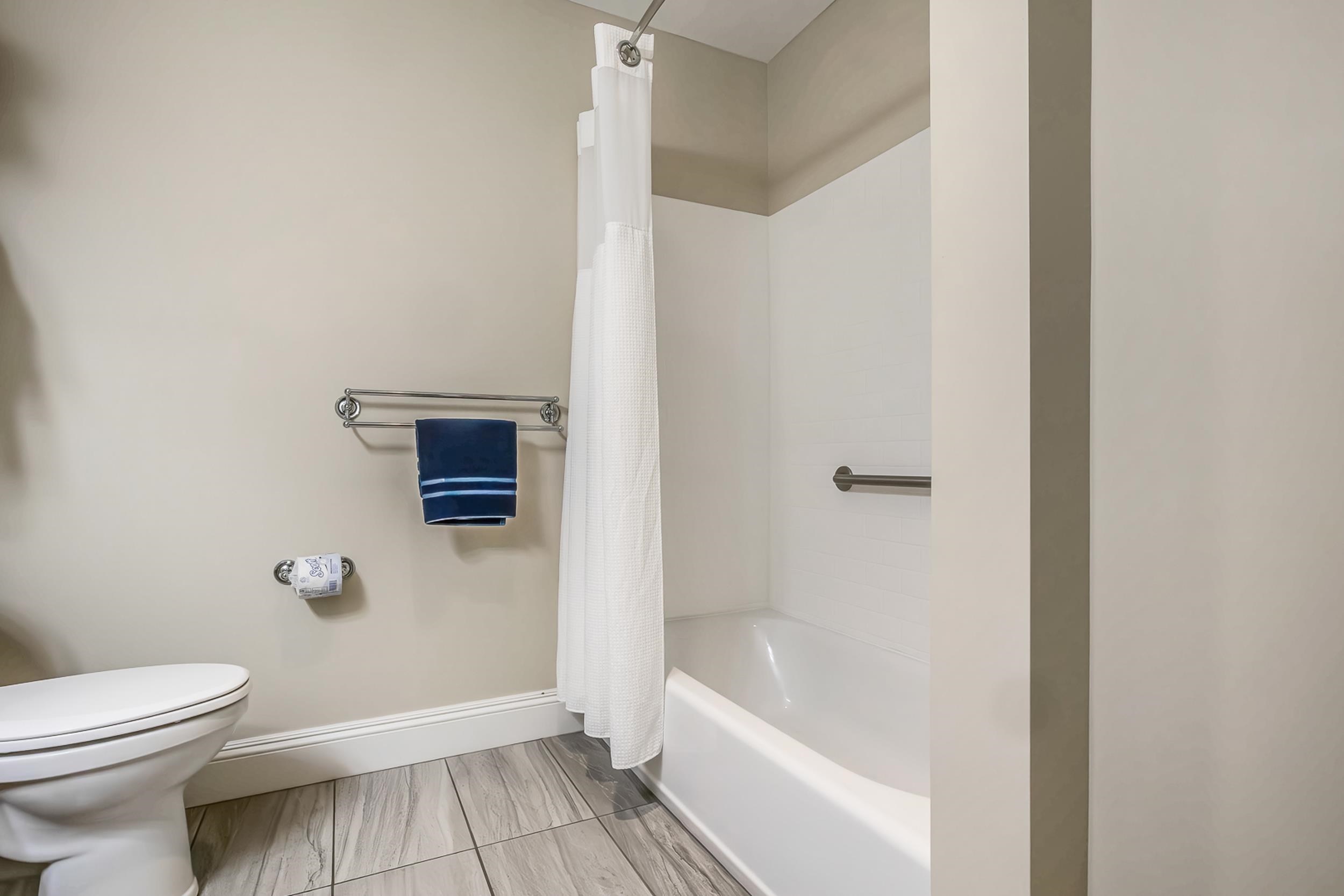 1 Ocean Avenue, Unit 210/212 FRACTION 3 York, ME 03909 - Photo 10 of 36