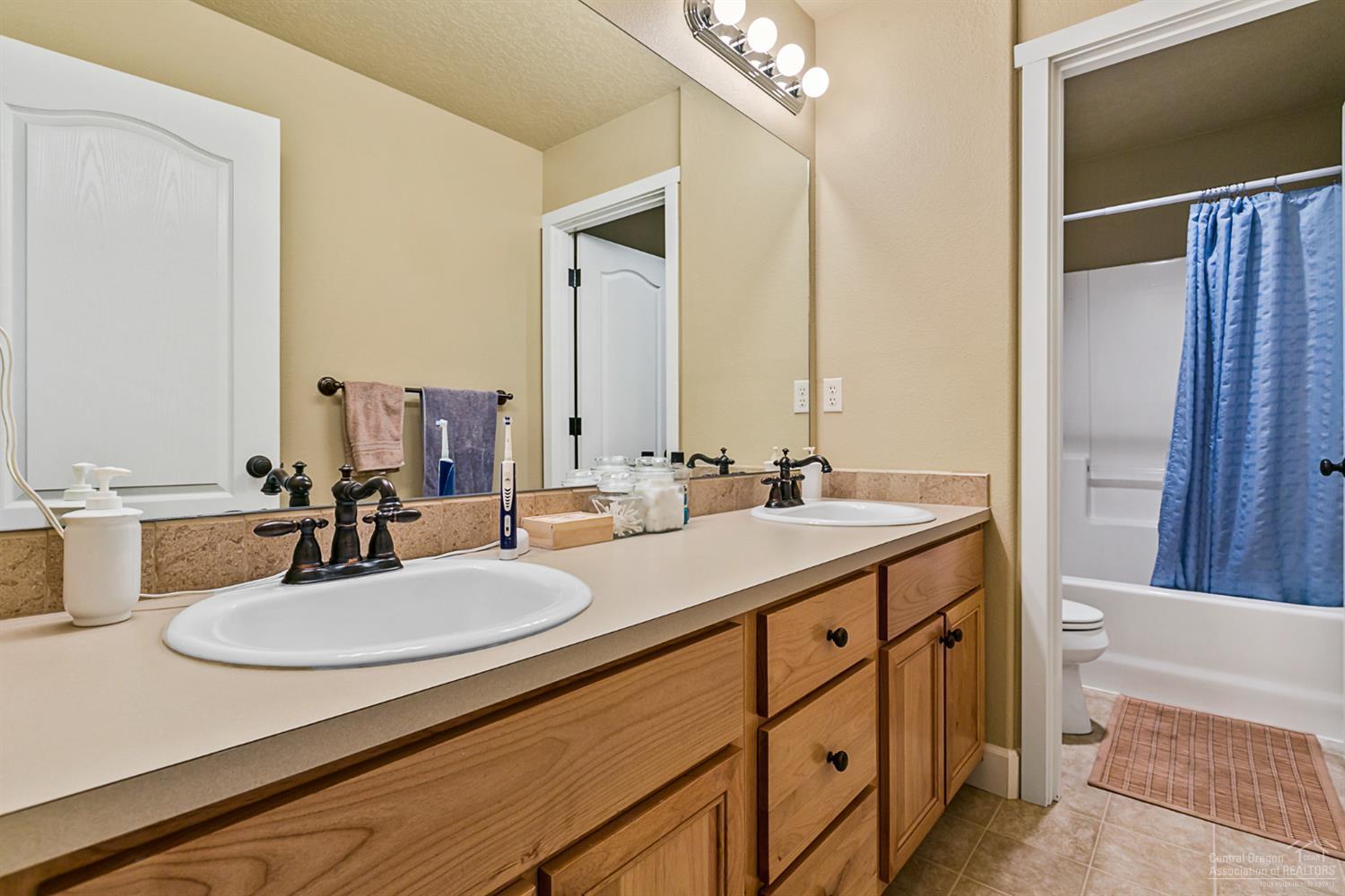 20740 Kilbourne Loop Bend, OR 97701 - Photo 21 of 25 Additional Photo