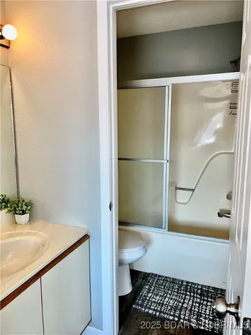 $225,000 | 1011 Indian Pointe, Unit 1011, Osage Beach, MO 65065