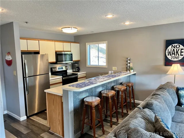 $225,000 | 1011 Indian Pointe, Unit 1011, Osage Beach, MO 65065