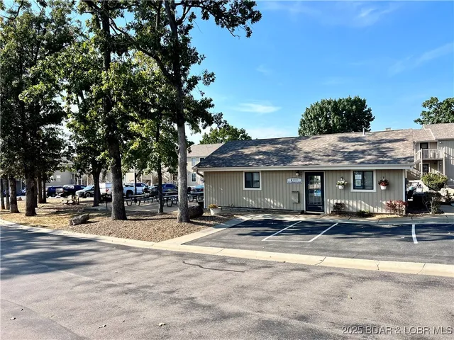 $225,000 | 1011 Indian Pointe, Unit 1011, Osage Beach, MO 65065