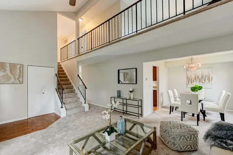 $509,000 | 121 Heath Place, Westmont, IL 60559