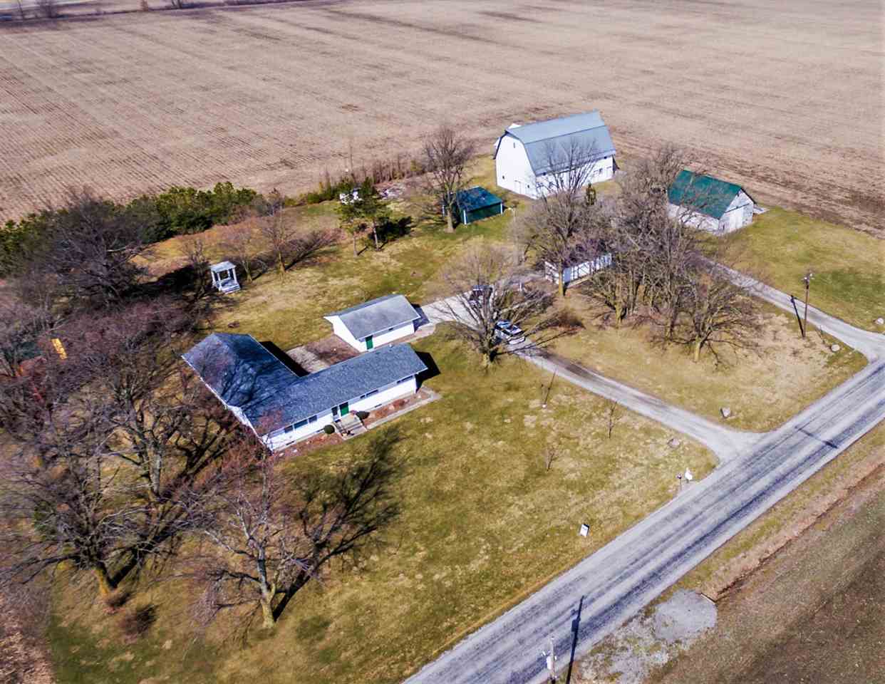 5219 North Sampson Road Woodburn, IN 46797 - Photo 1 of 36 Gallery Image 1