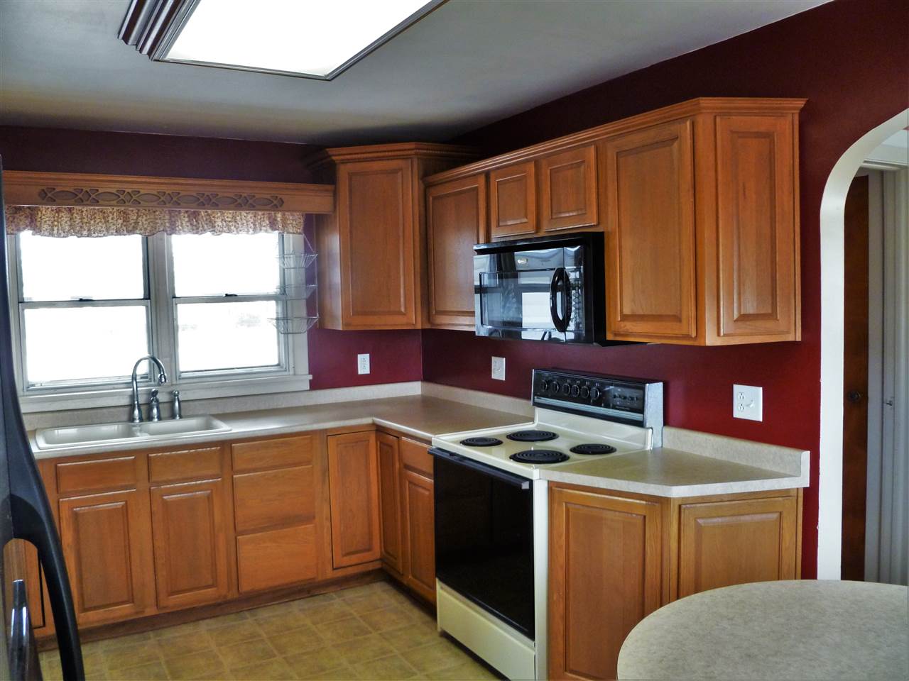 5219 North Sampson Road Woodburn, IN 46797 - Photo 9 of 36 Gallery Image 9