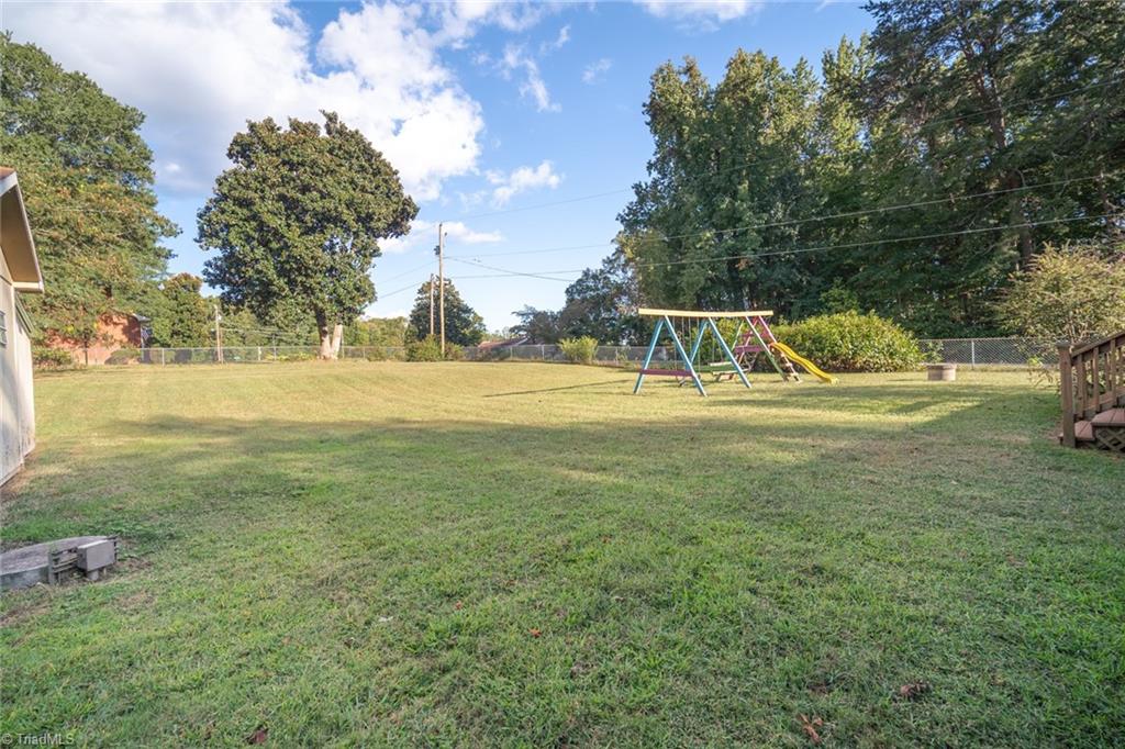 813 Robinhood Road Reidsville, NC 27320 - Photo 30 of 32 Gallery Image 30