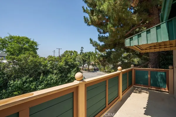 $1,295,000 | 304 South Minnesota Avenue, Glendora, CA 91741