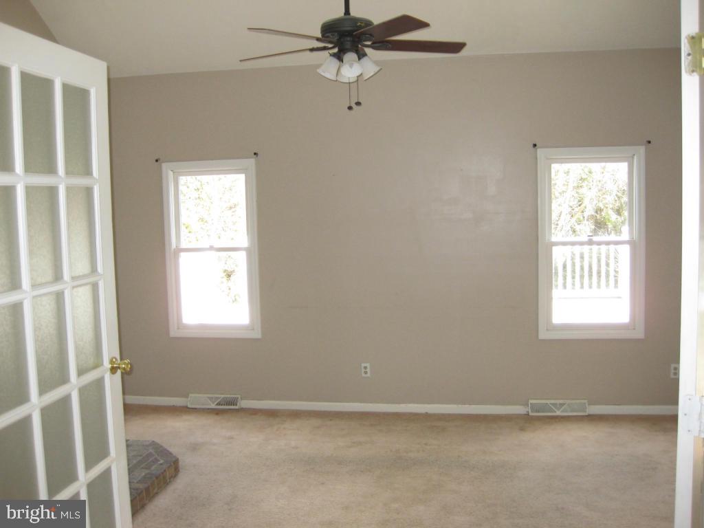 1804 Wilderness Road Lancaster, PA 17603 - Photo 6 of 19 Gallery Image 6