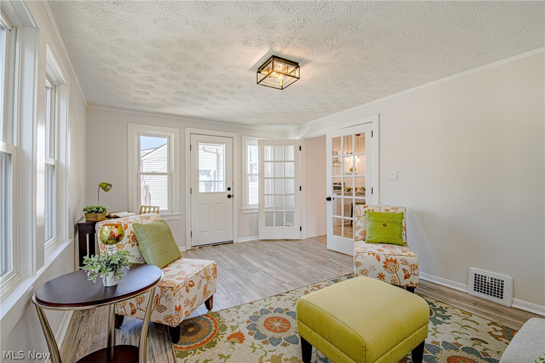13342 Cedar Road Cleveland, OH 44118 - Photo 18 of 35 Gallery Image 18