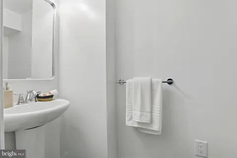 $520,000 | 402 Woodcrest Drive Southeast, Washington, DC 20032