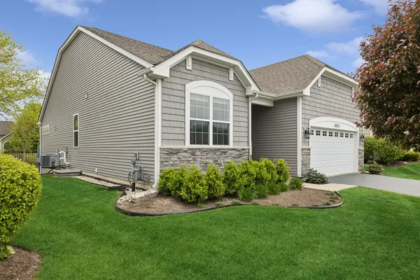 $500,000 | 6275 Doral Drive, Gurnee, IL 60031