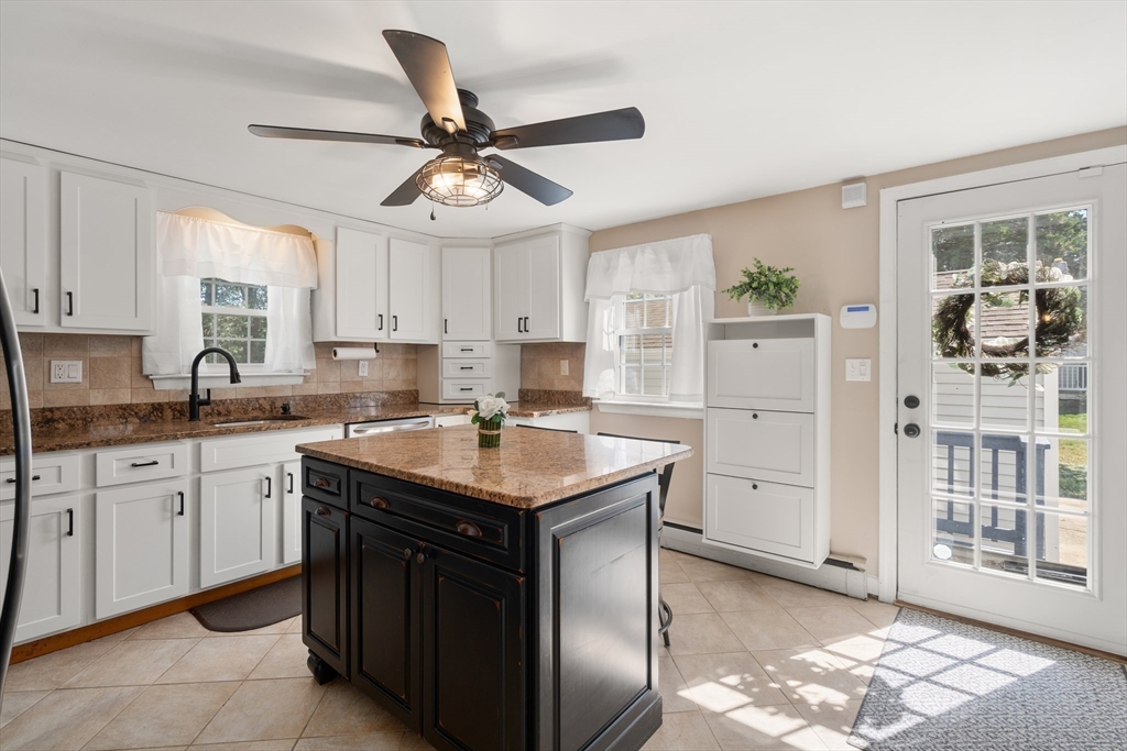 282 Cushman Road Rochester, MA 02770 - Photo 7 of 36